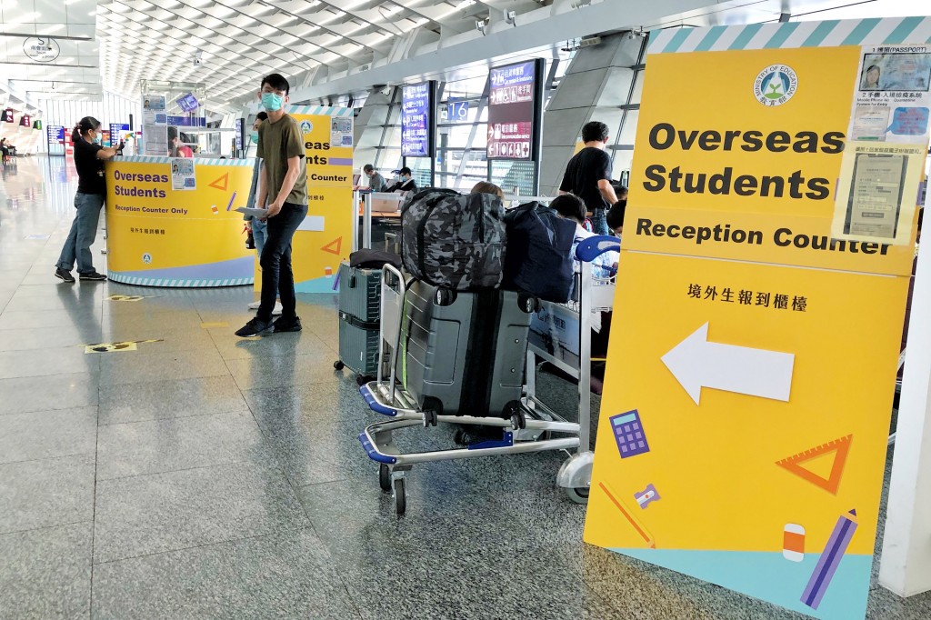 13.000 sinh viên nước ngoài được phép nhập cảnh vào Đài Loan sau khi CECC phê duyệt