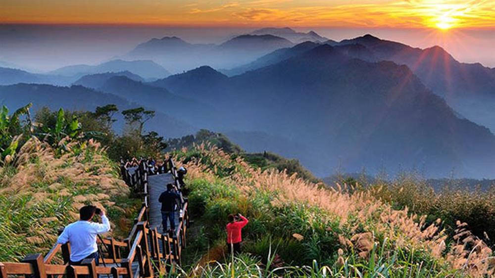 Những Nơi Đẹp Tuyệt Vời Đáng Để Check In Ngắm Cảnh Đài Bắc Về Đêm